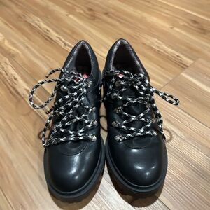 Pop Vintage 90s Black Leather Lace-Up Platform Shoes Size 9